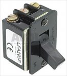 HEBELSCHALTER  3-POLIG 10A 400V