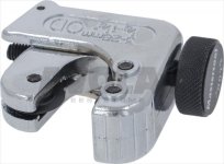 PIPE CUTTER 174